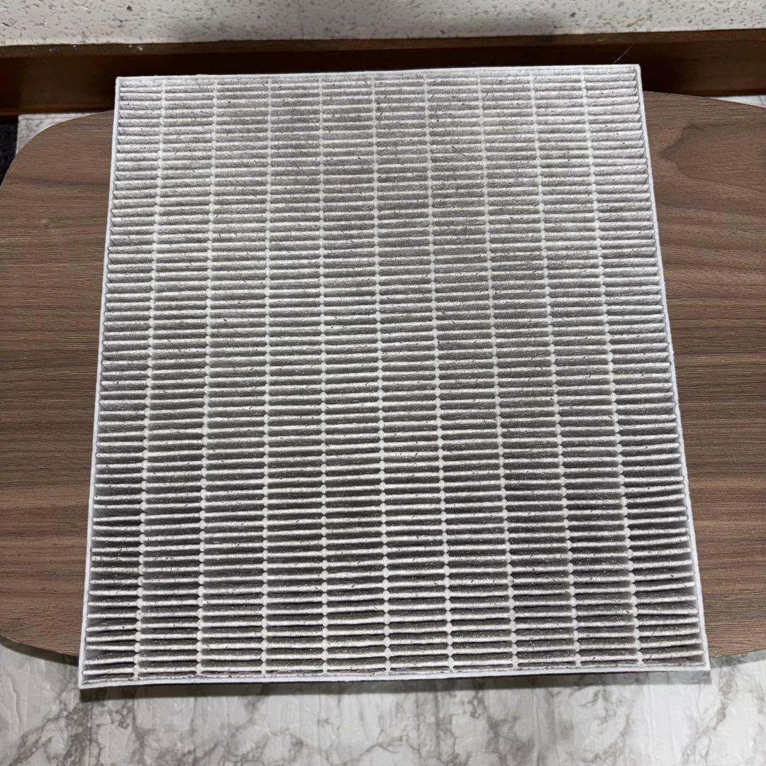 はねるる 2018年製アイリスオーヤマ空気清浄機能付除湿機　DCE-120