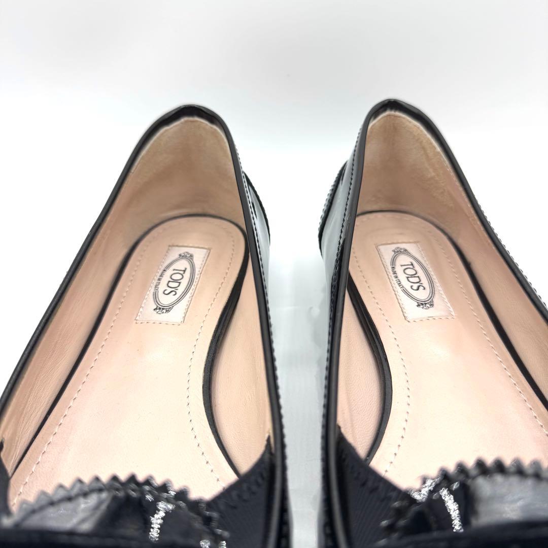 mirei トッズ ポインテッドトゥ ベルベット リボン フラットパンプス