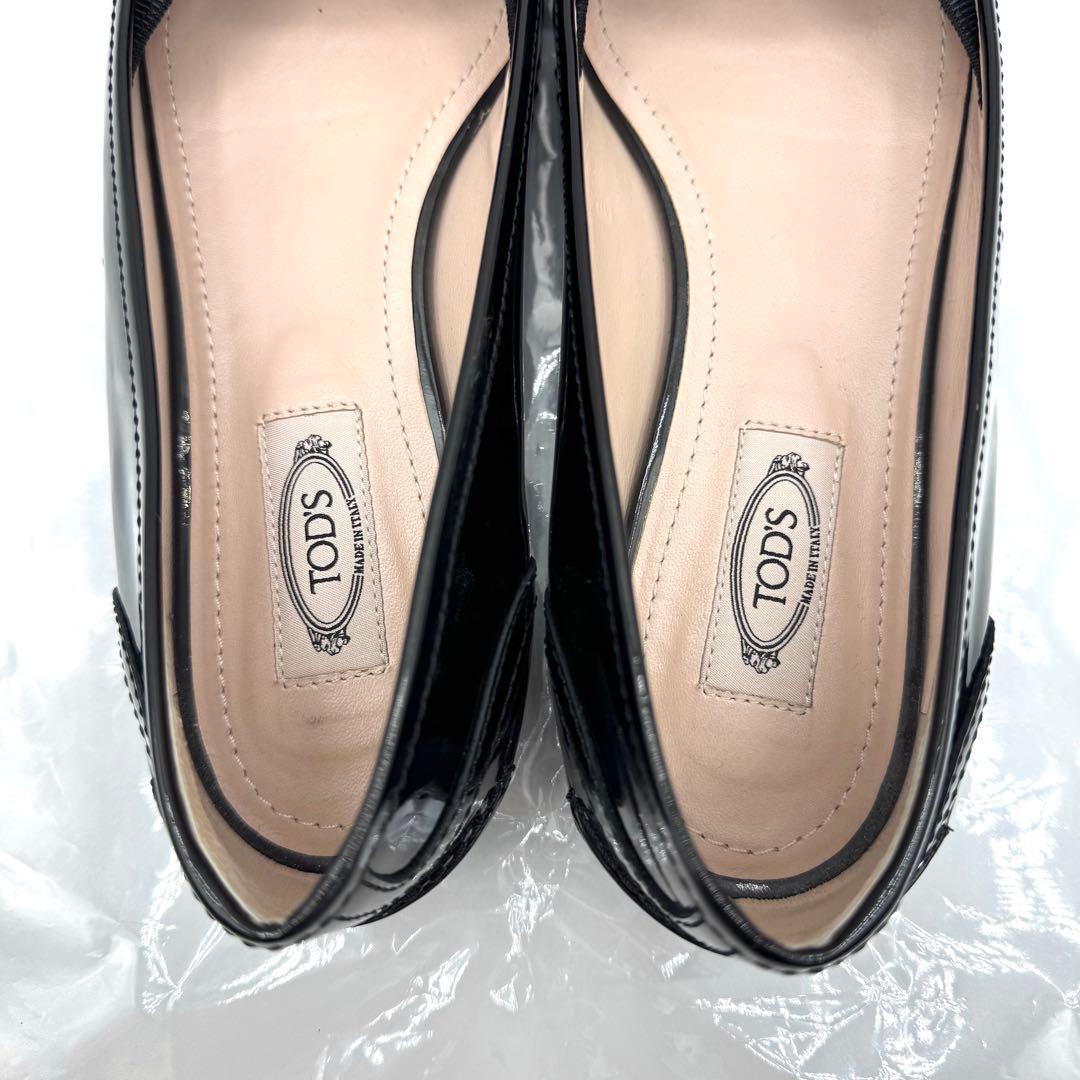 mirei トッズ ポインテッドトゥ ベルベット リボン フラットパンプス