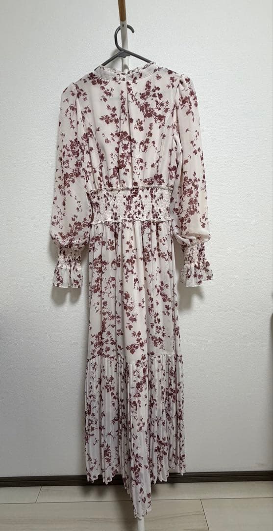 SNIDEL Sustainableプリーツプリントワンピース