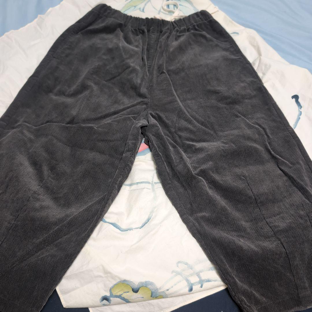 美品　huis遠州織物シャトルコーデュロイバルーンパンツ