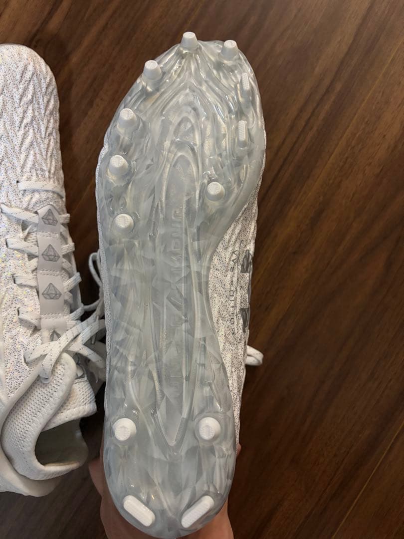 激レア！新品！アメリカンフットボール　スパイク　ホワイト×ホワイト