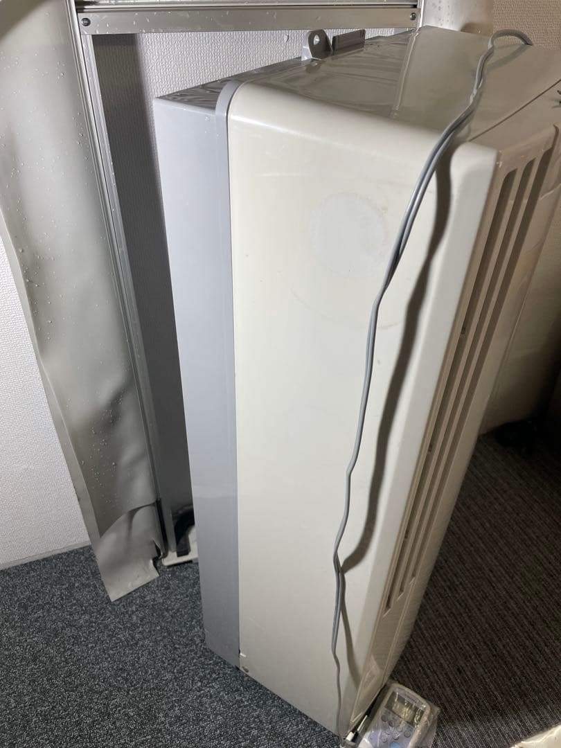 コロナ　窓用エアコン CW F1617 リモコン付き 2017年