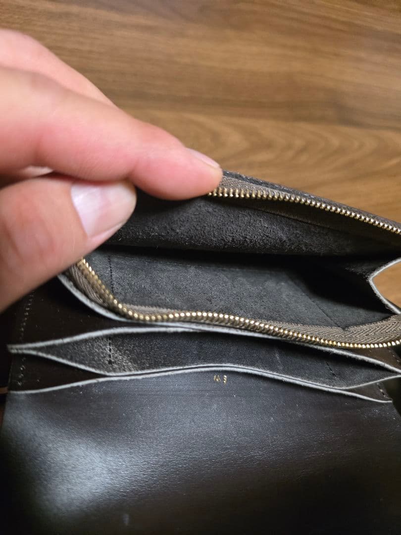 フォルメ ショートウォレット コードバン