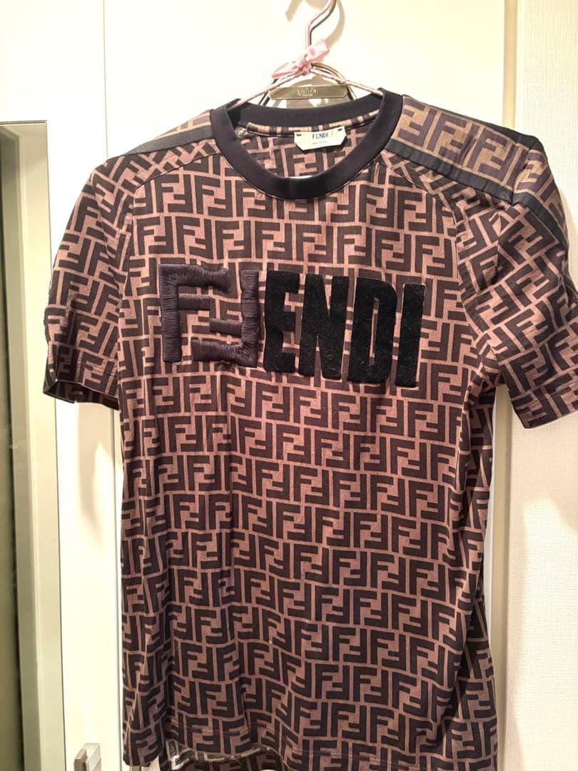 FENDI Tシャツ