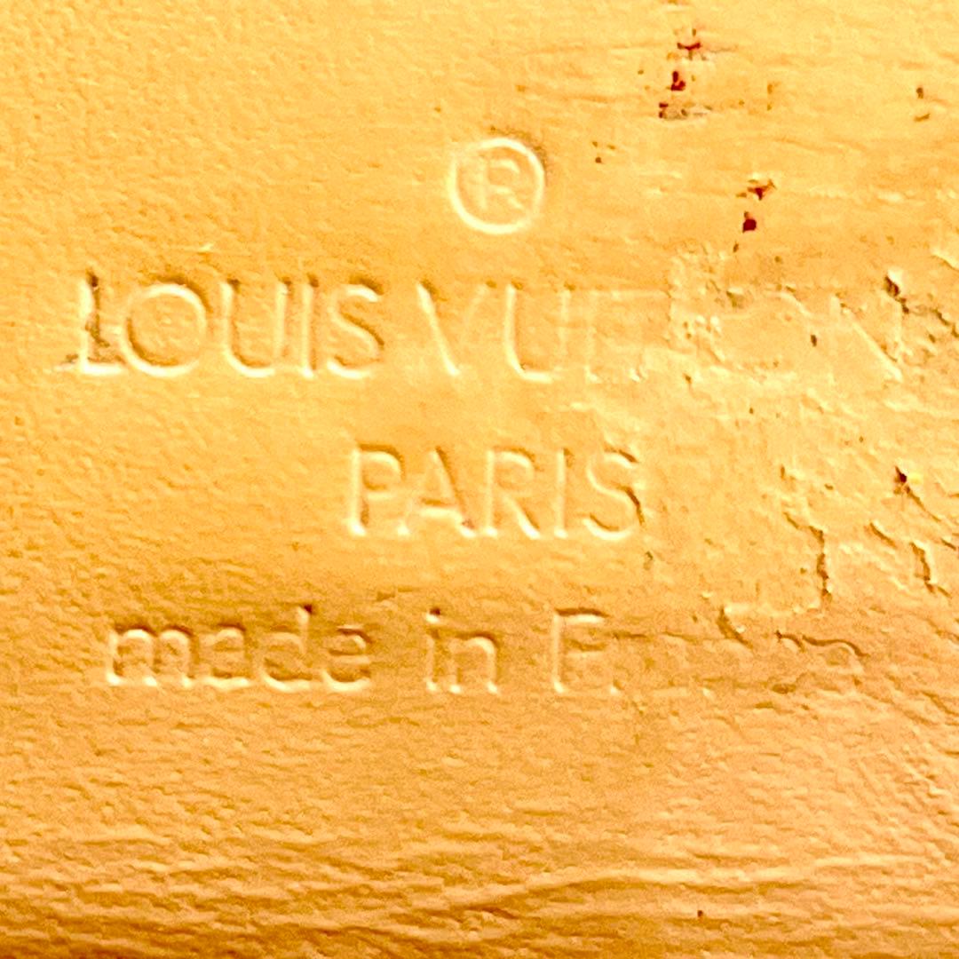 ルイヴィトン モノグラムマルチカラー ポルトフォイユサラ 村上隆 白×ベージュ