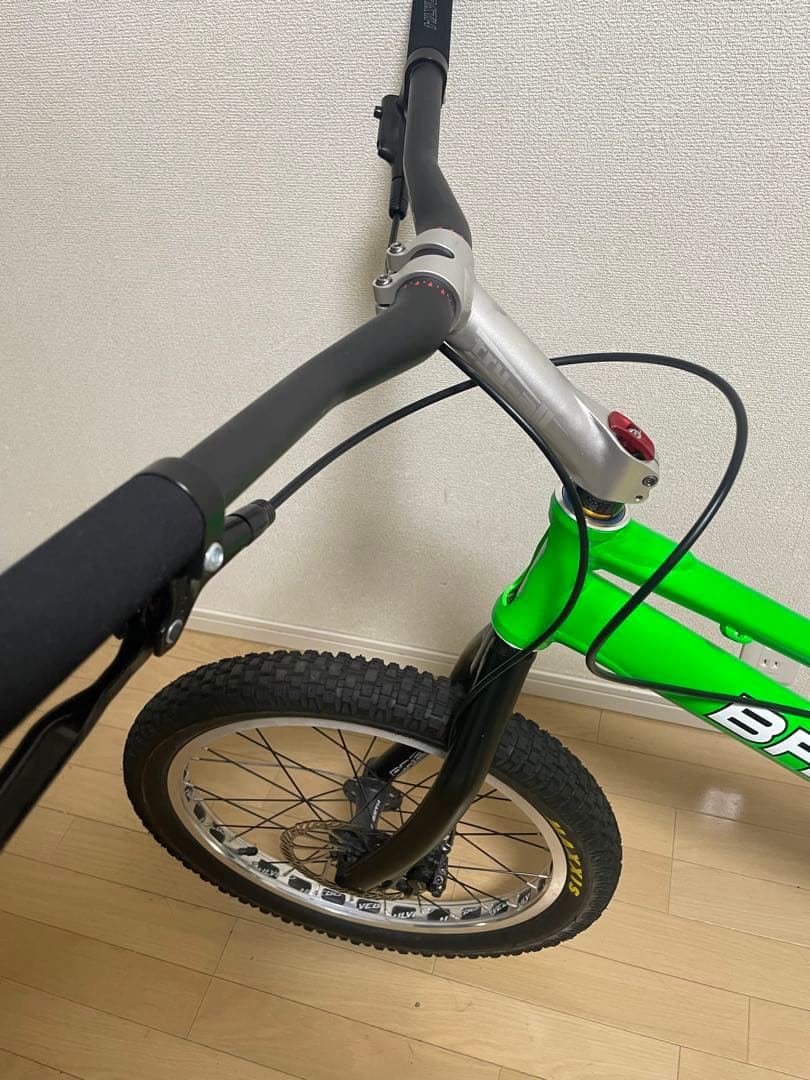 BREETHトライアルバイク　20インチ　自転車 引き取り可能