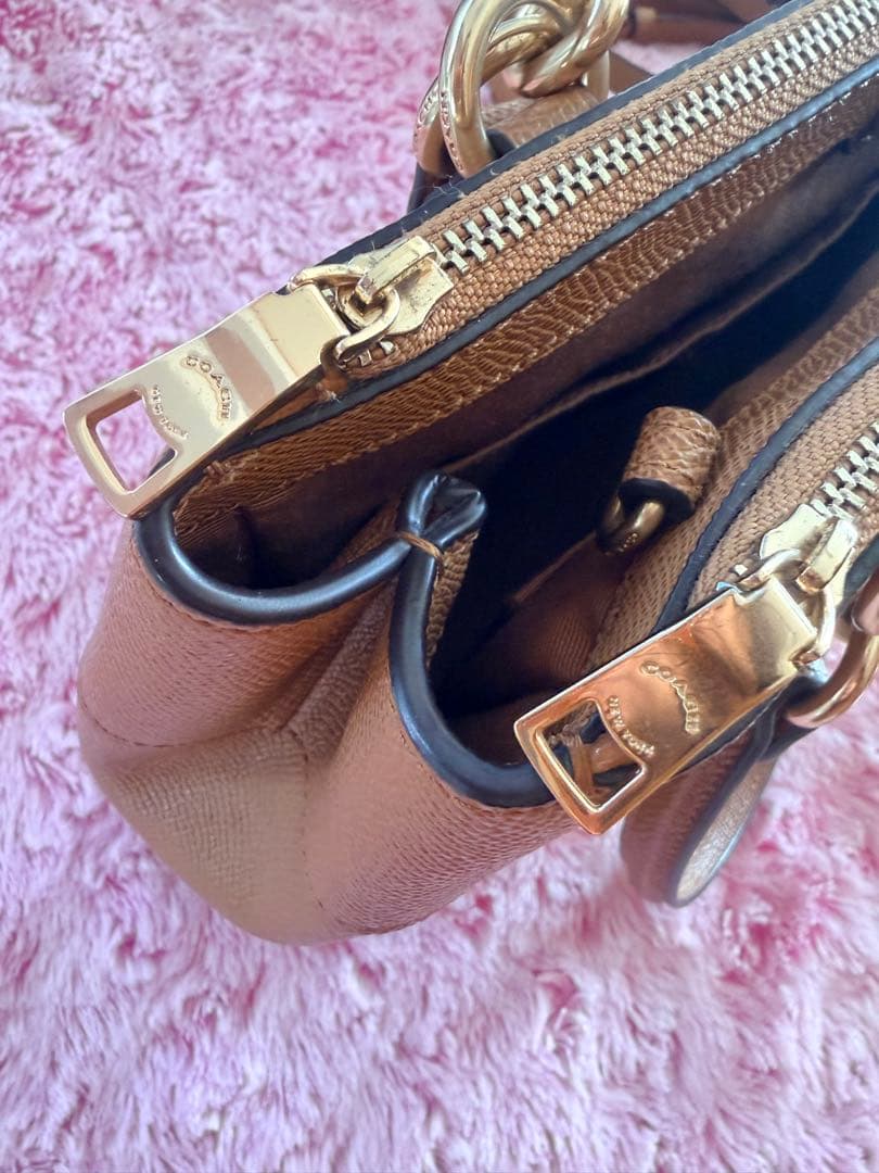 COACH ショルダーバッグ ベージュ