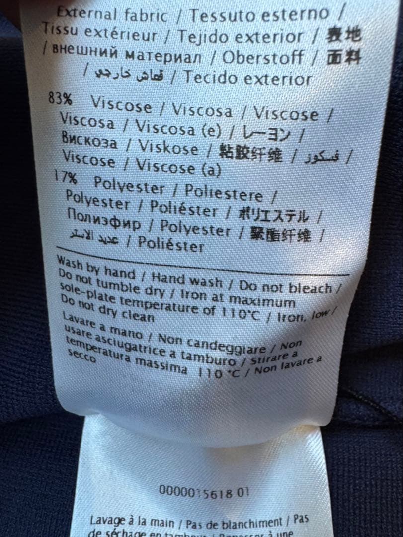 ヴァレンティノ　ノースリーブワンピース