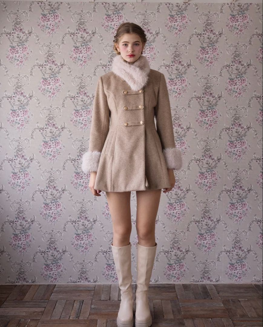 Treat Ürself アウター Muse fur flare coat