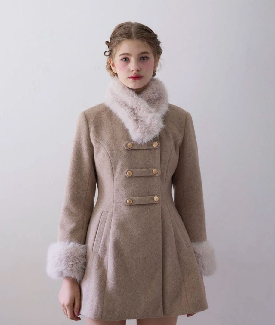 Treat Ürself アウター Muse fur flare coat