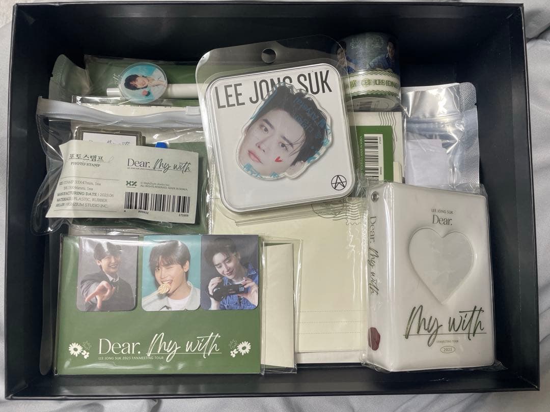 FROM JAPAN 公式アカウント01 優勝景品イジョンソクTシャツのみ