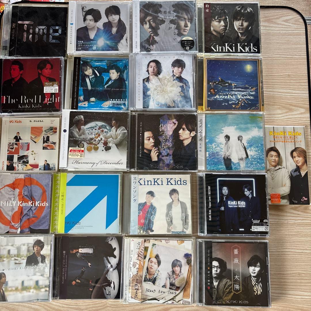 【全82枚】KinKi Kids シングルCD ・DVD まとめ売り 美品