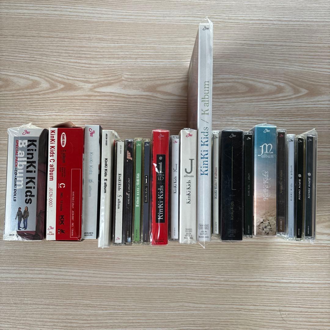 【全82枚】KinKi Kids シングルCD ・DVD まとめ売り 美品