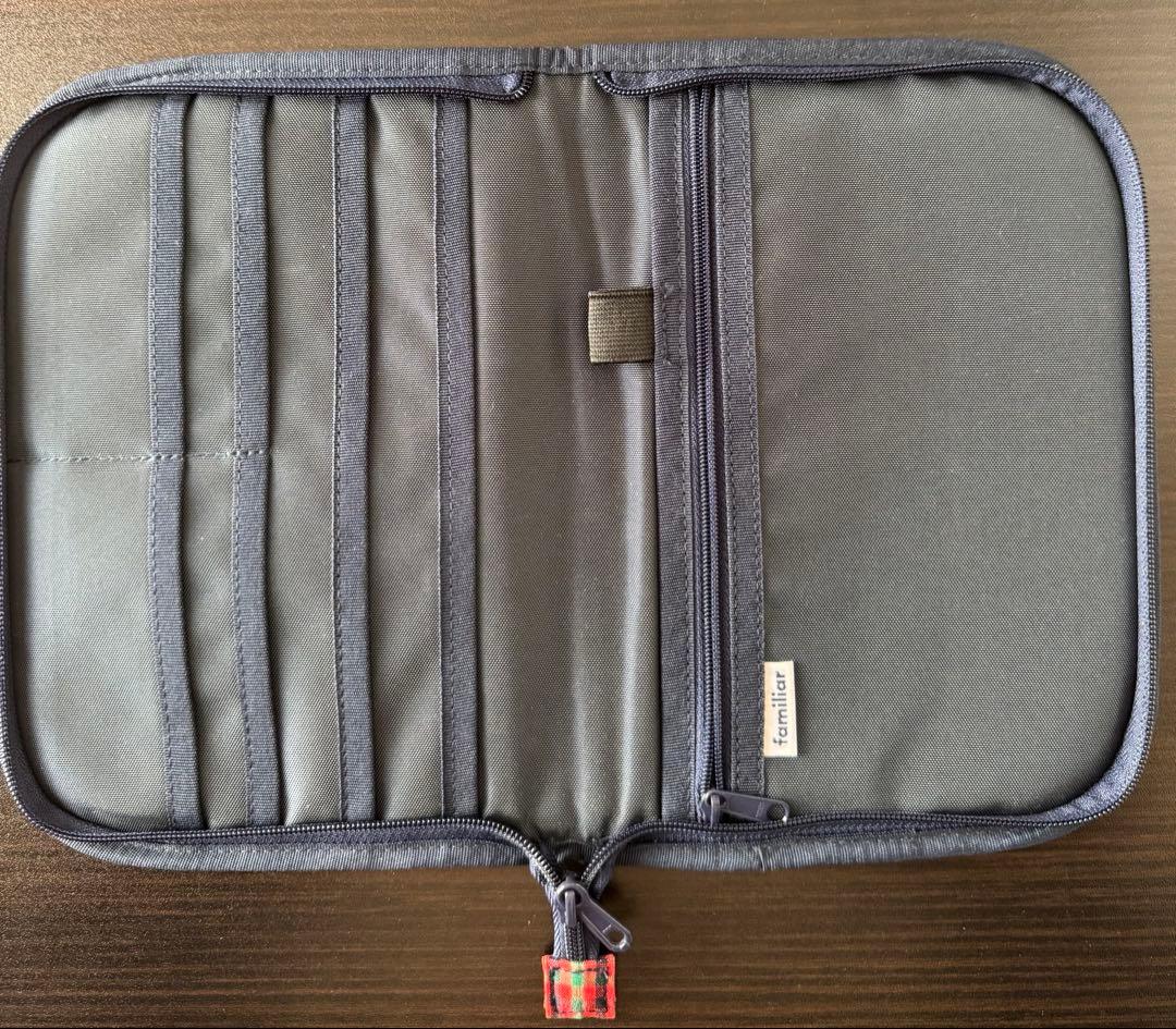 美品 ファミリア familiar 母子手帳 母子手帳ケース M Ｌ　B6 A5