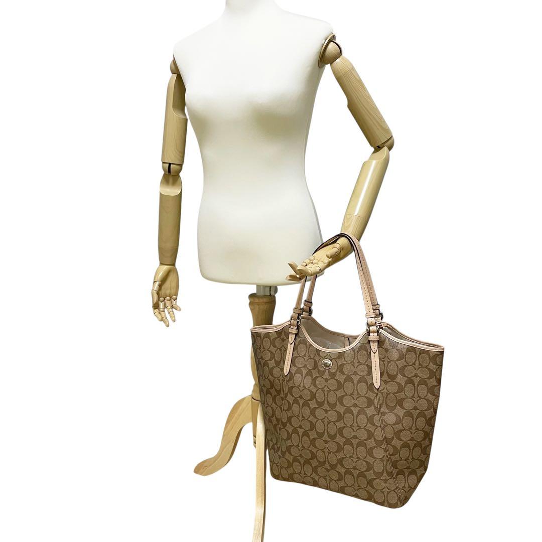 極美品　COACH コーチ ショルダーバッグ PVC シグネチャー 26185