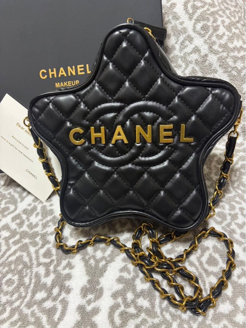 CHANEL MAKEUP キルティング　ショルダースター　バッグ　ノベルティ
