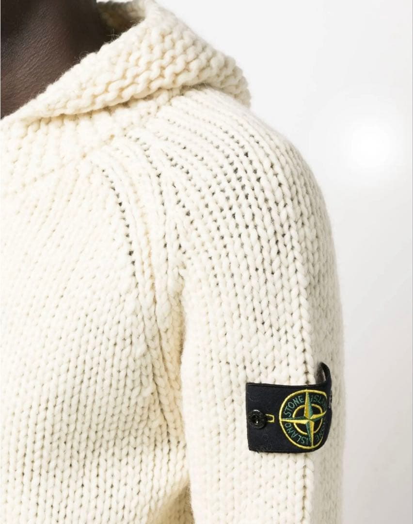 ストーンアイランド フード付きチャンキーニットカーディガン　ホワイト L