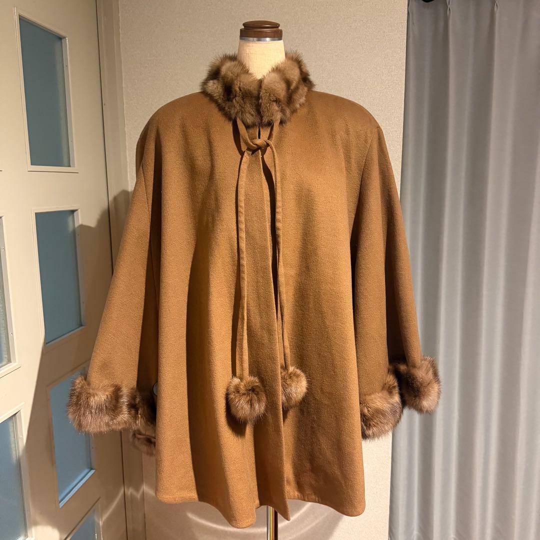 d*3様 美品 カシミア100% ファーポンチョ キャメル系