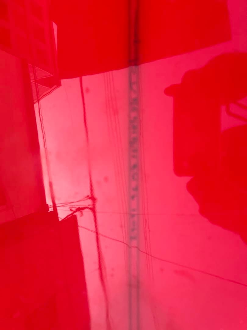 ハーバーロングボード 赤9.2ぐらいです。気になるところは樹脂塗りしています