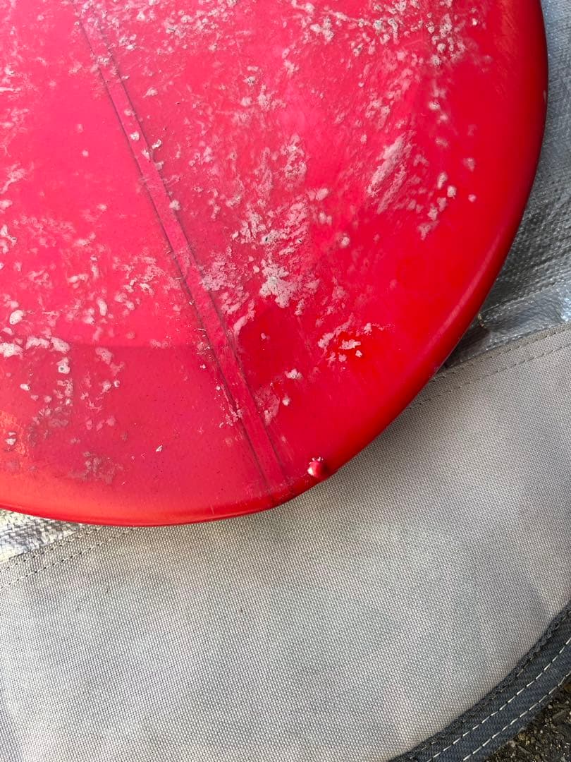 ハーバーロングボード 赤9.2ぐらいです。気になるところは樹脂塗りしています