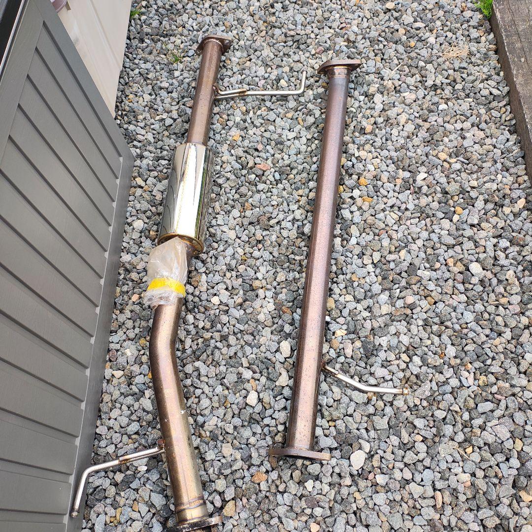 ヴェルファイア　30　4wd　2.5リッター　中間マフラー