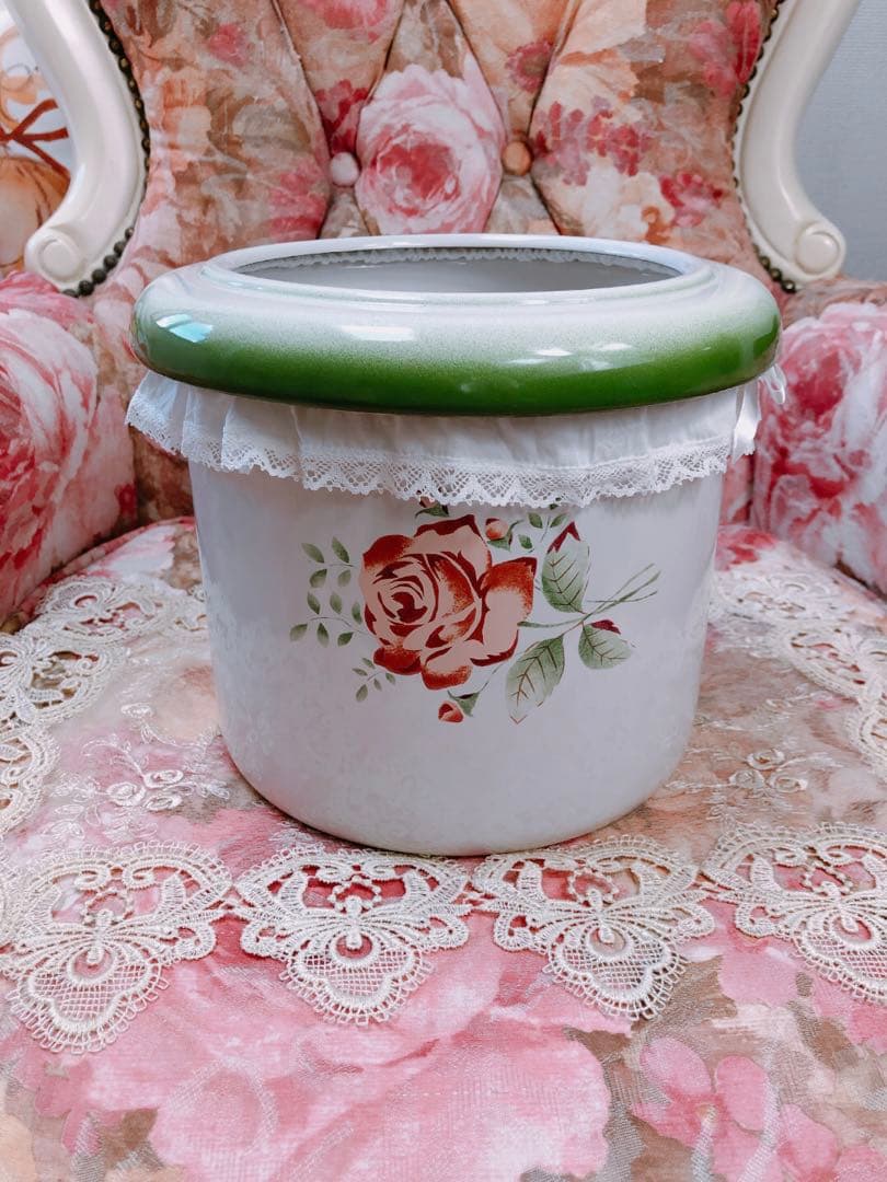 最終価格❣️フリルカバー付 イマンimaneイヴ ダスト缶 ホーロートラッシュ缶