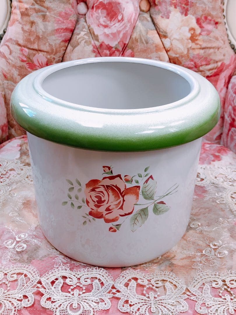 最終価格❣️フリルカバー付 イマンimaneイヴ ダスト缶 ホーロートラッシュ缶