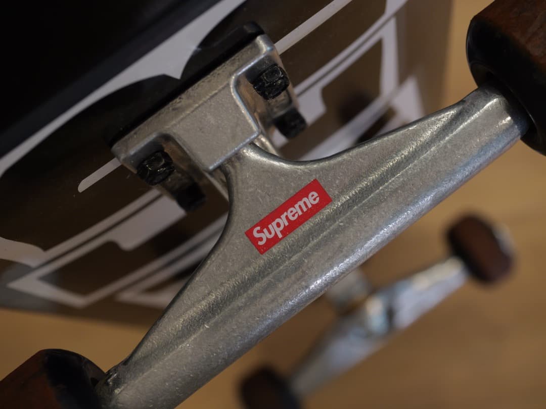 カスタムスケートボード Supreme × Baker コンプリートセット