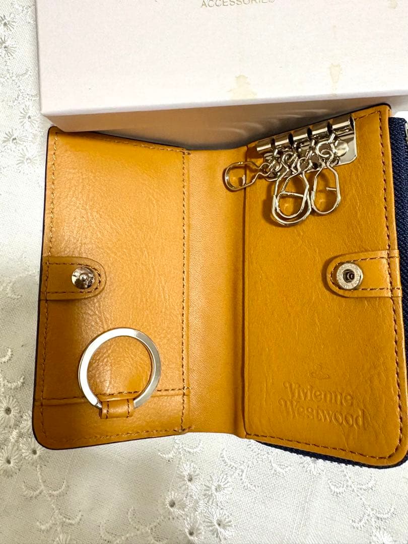 未使用 VivienneWestwood ジッパー小銭入れ キーケース