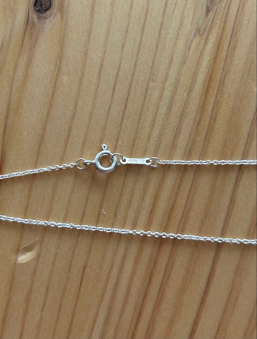 ティファニー　マドンナ　シルバーネックレス