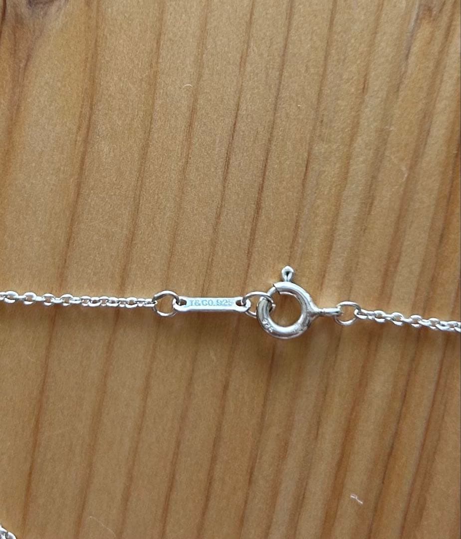 ティファニー　マドンナ　シルバーネックレス