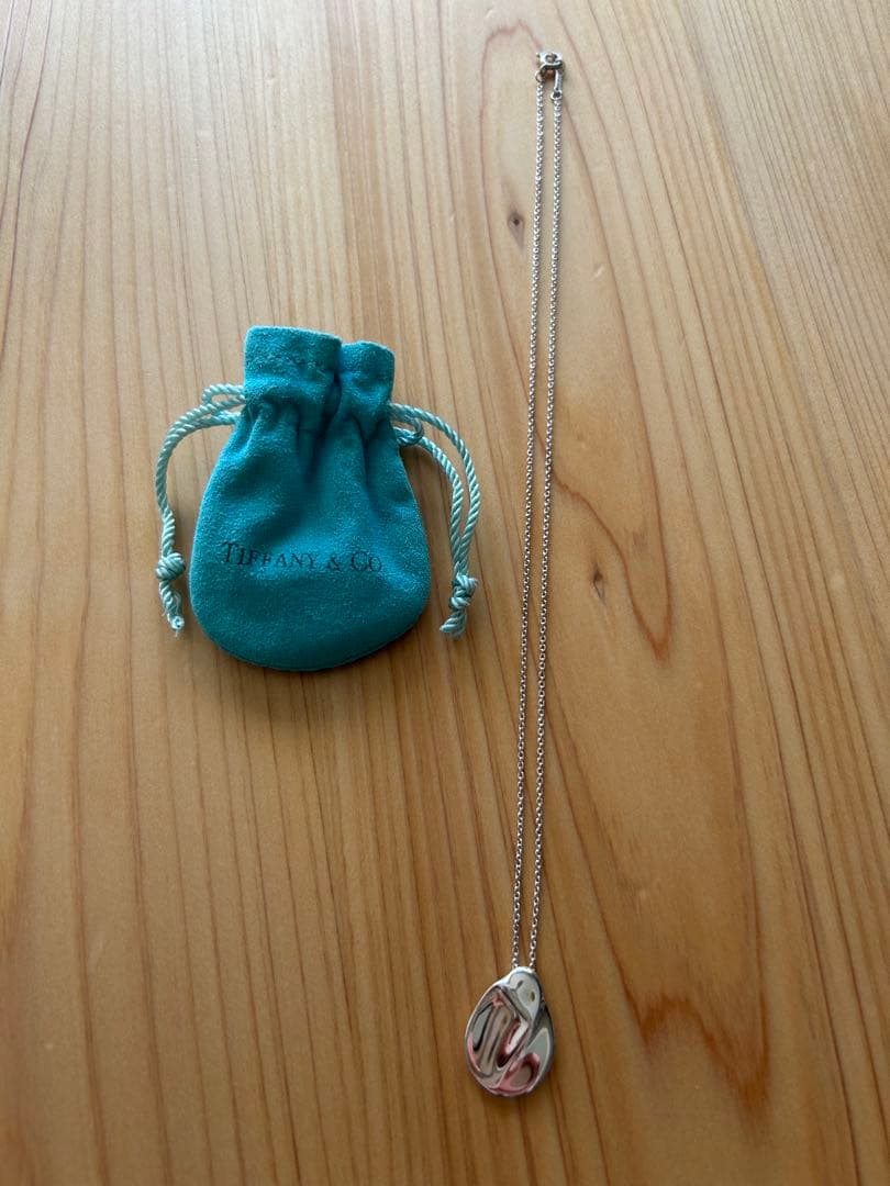 ティファニー　マドンナ　シルバーネックレス