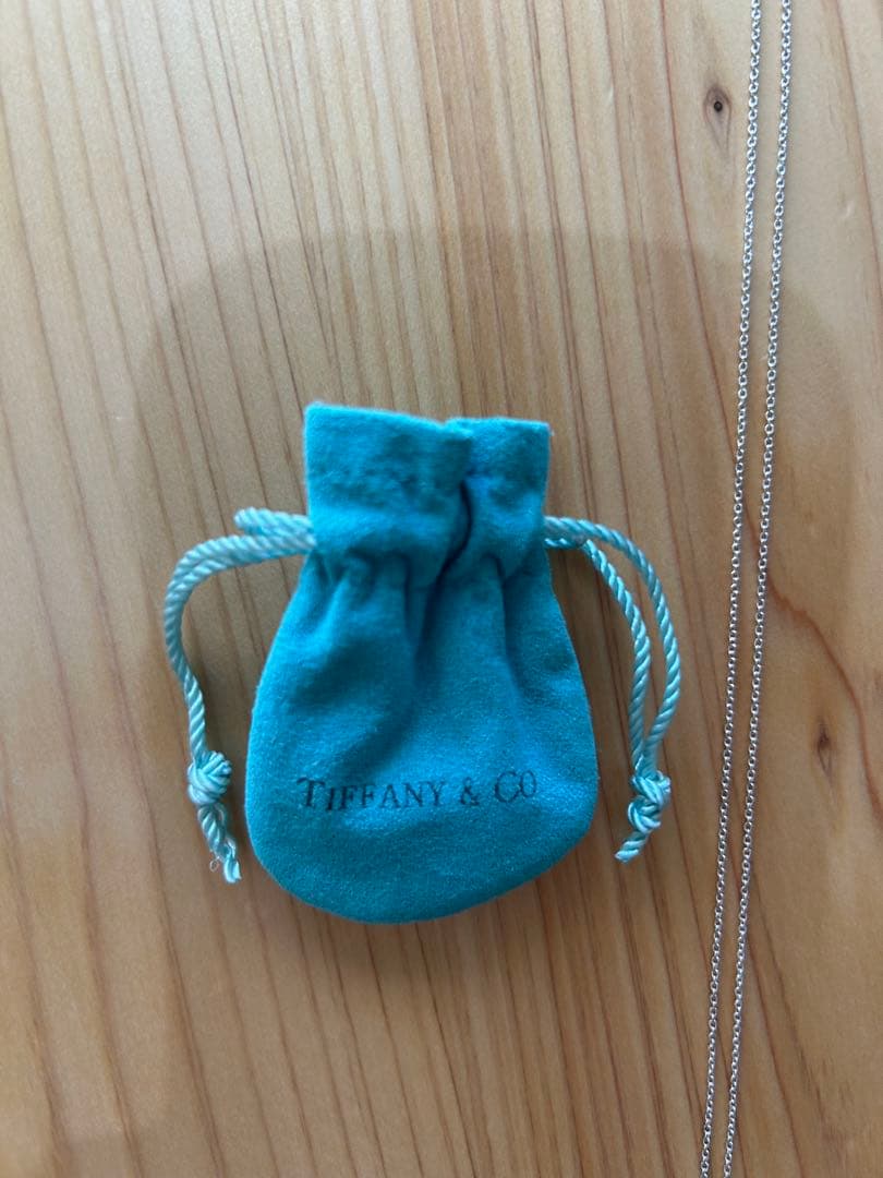 ティファニー　マドンナ　シルバーネックレス