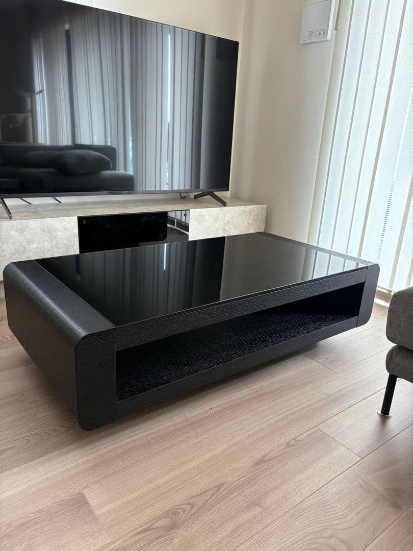 ブラックガラストップリビングテーブル/Loob