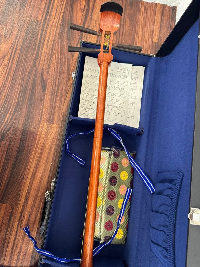 三味線本体 木製 花柄装飾 ケース付き