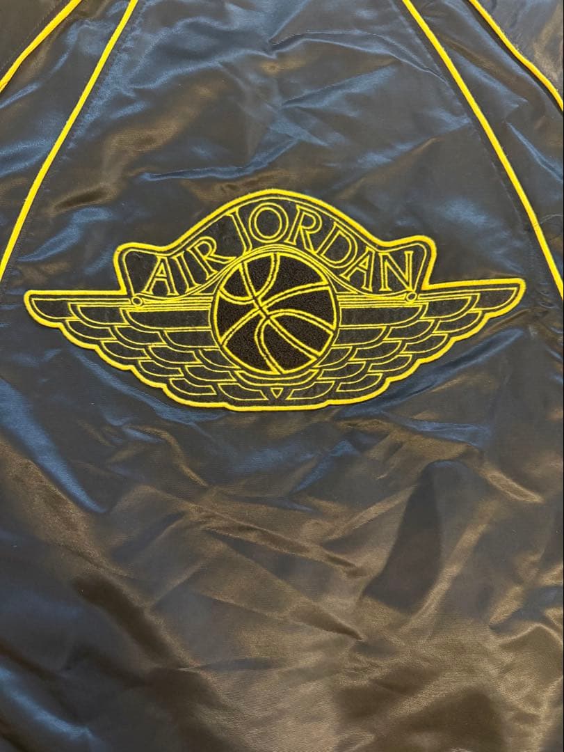 AIR JORDAN 00s ナイロンジャケット 良デザイン