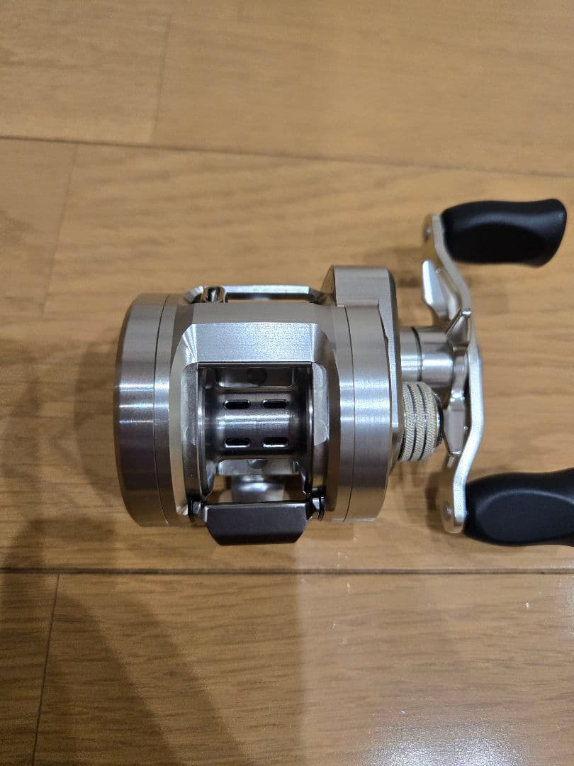 ダイワ　リョウガ１０１６　右ハンドル　超美品