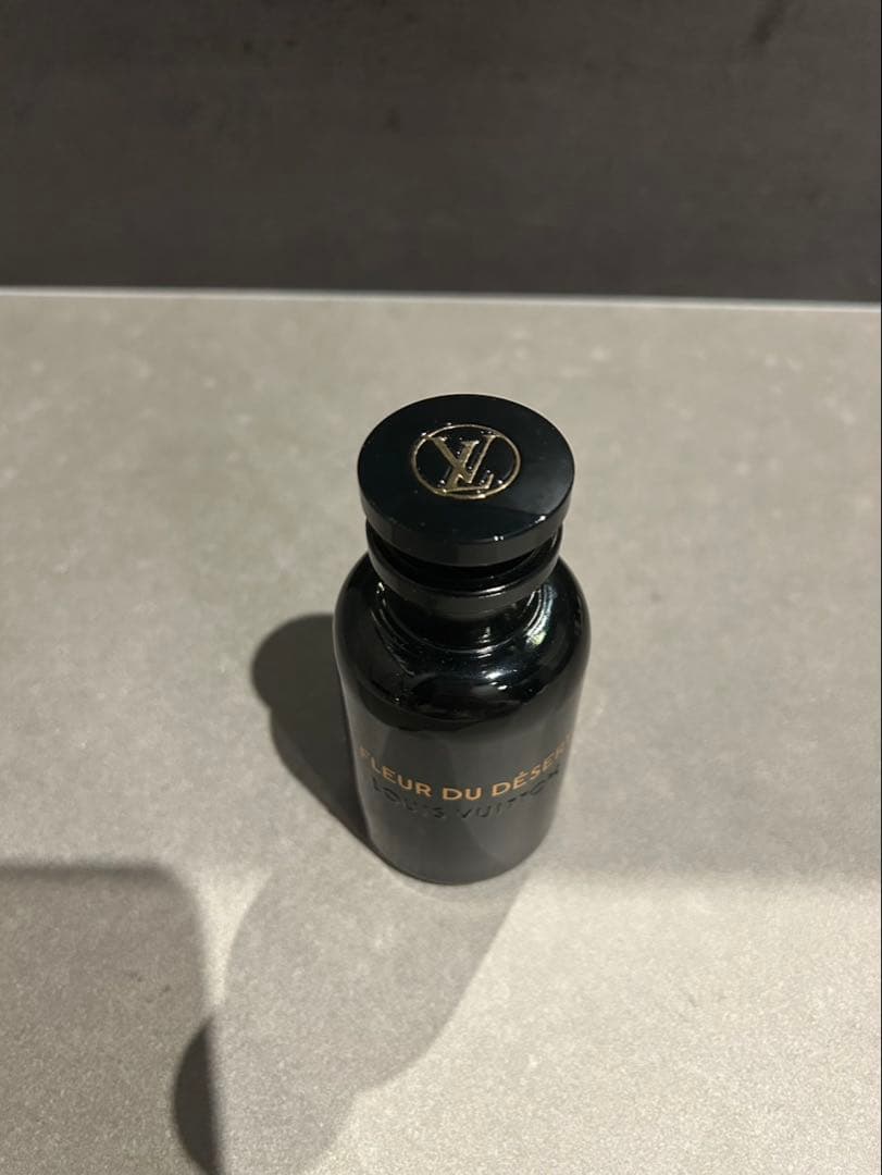 LOUIS VUITTON FLEUR DU DÉSERT 香水