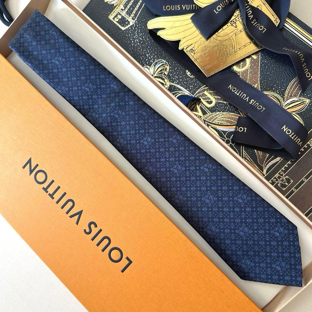 専用です。　　　ルイ ヴィトン ネクタイ・モノグラム フラワー 新品 未使用
