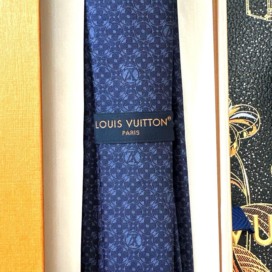 専用です。　　　ルイ ヴィトン ネクタイ・モノグラム フラワー 新品 未使用