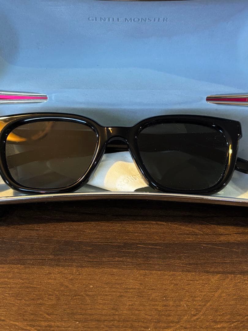 GENTLE MONSTER ブラック BOLD BILLY