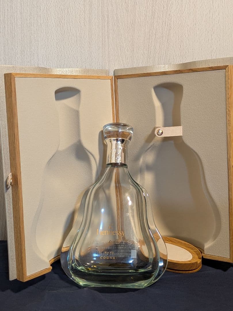 S*d様 Hennessy Paradis ヘネシー パラディ（2本）空き瓶 箱