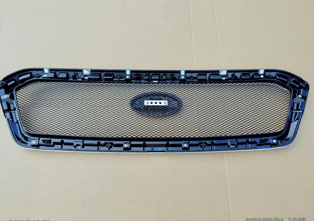 N*N様 スバルレヴォーグＶＭ系前期型　純正フロントグリル　ワンオフ