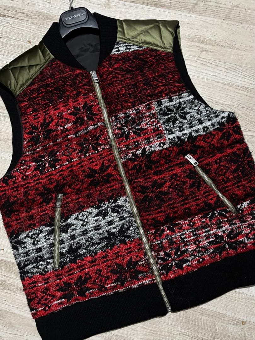 DIESEL ディーゼル　ノルディック柄　刺繍　ダウンベスト　美品