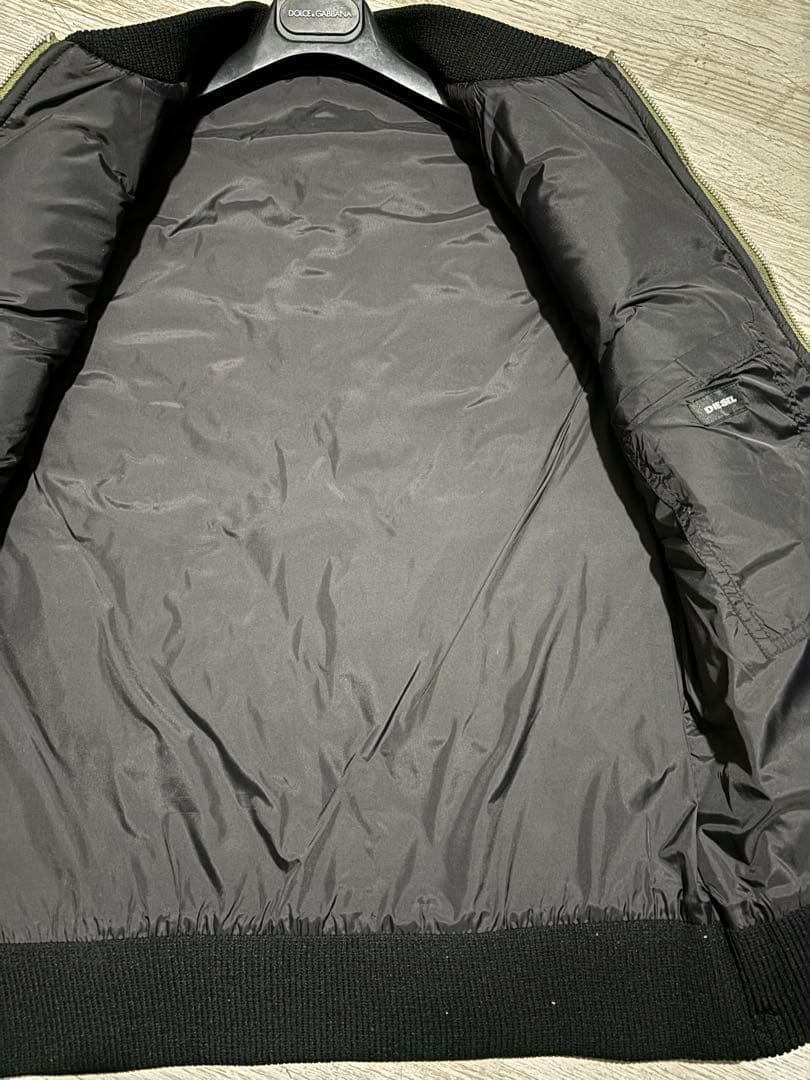 DIESEL ディーゼル　ノルディック柄　刺繍　ダウンベスト　美品