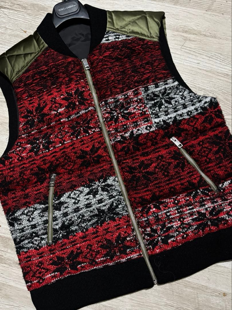 DIESEL ディーゼル　ノルディック柄　刺繍　ダウンベスト　美品