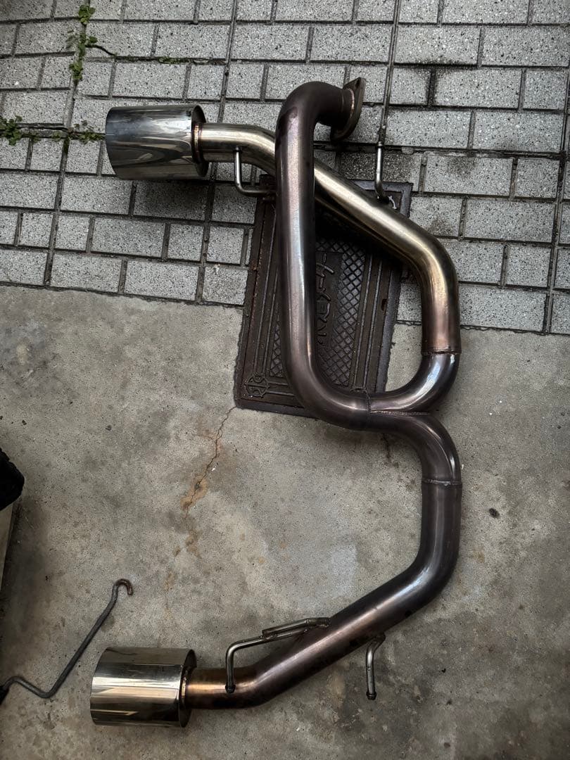 zn6 前期86 brz リアストレート　マフラー