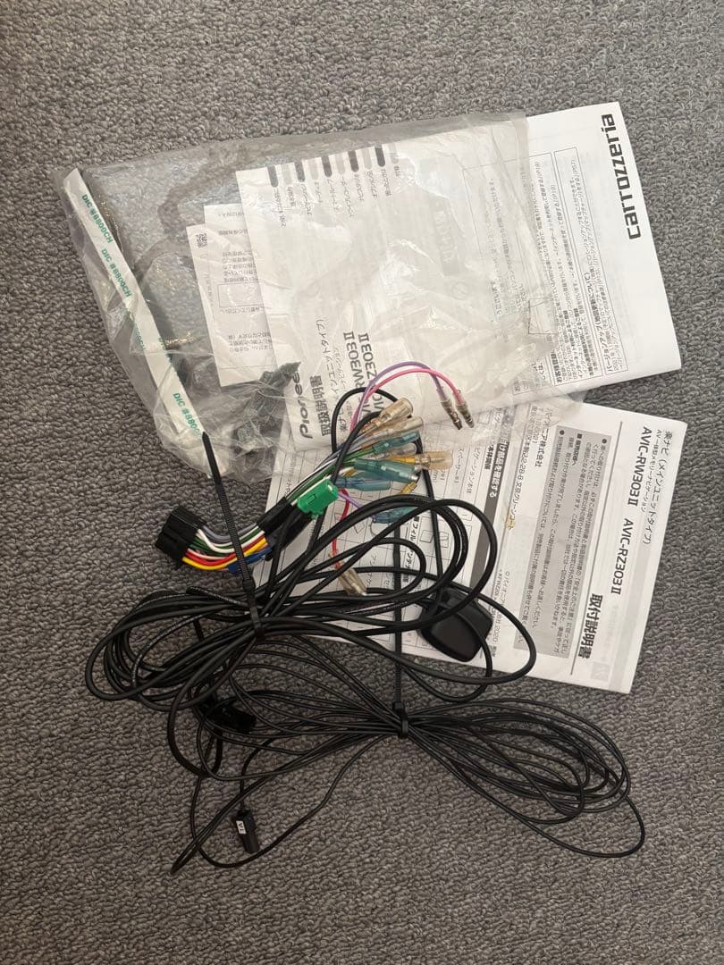 Pioneer AVIC-RZ303 カーナビ カロッツェリア