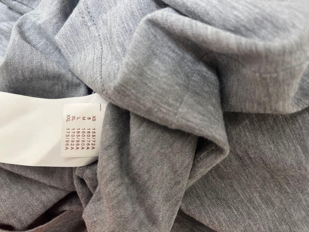 【美品】LOUIS VUITTON Tシャツ